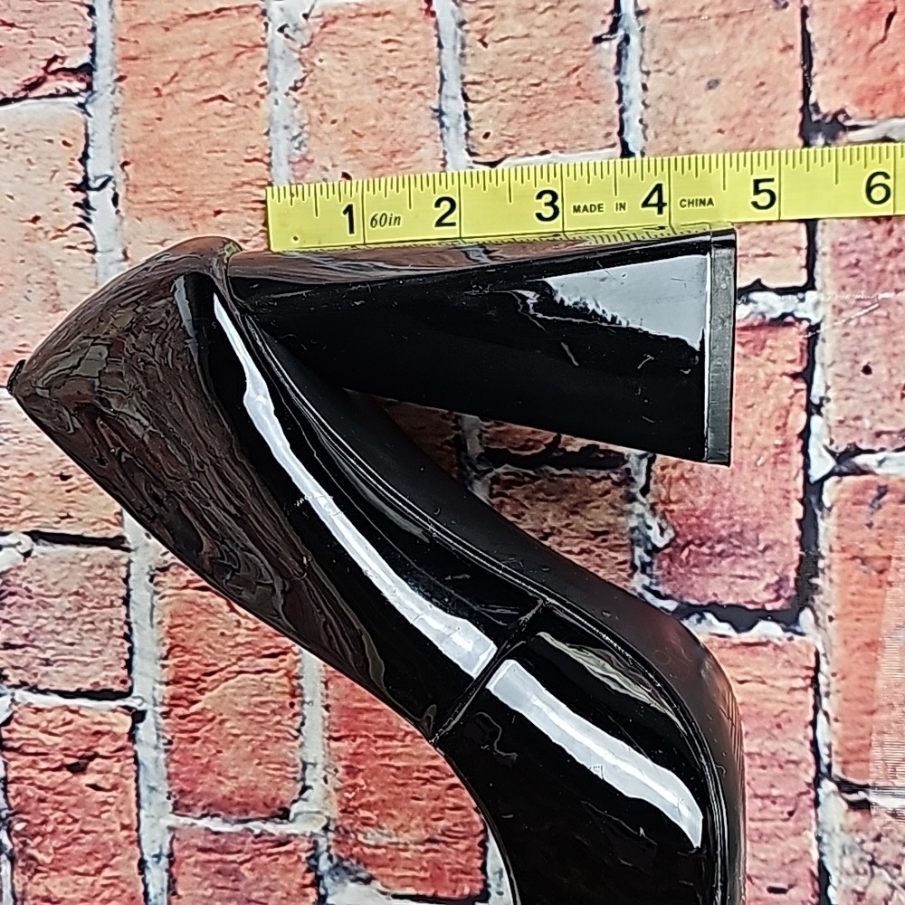 Steve Madden Black Patent Block Heel Pumps - Picture 12 of 12
